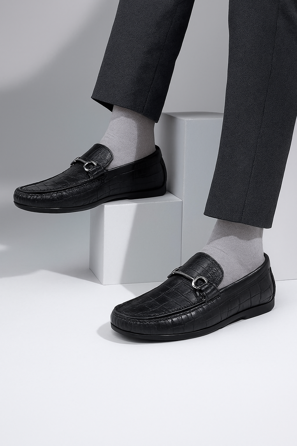 ZAFINO™ LUXE CROC EMBOSSED LEATHER LOAFERS